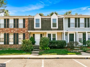 32 Dorchester Cir, Marlton, NJ 08053