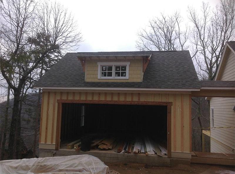 2nd image of 141 Disharoon Dr