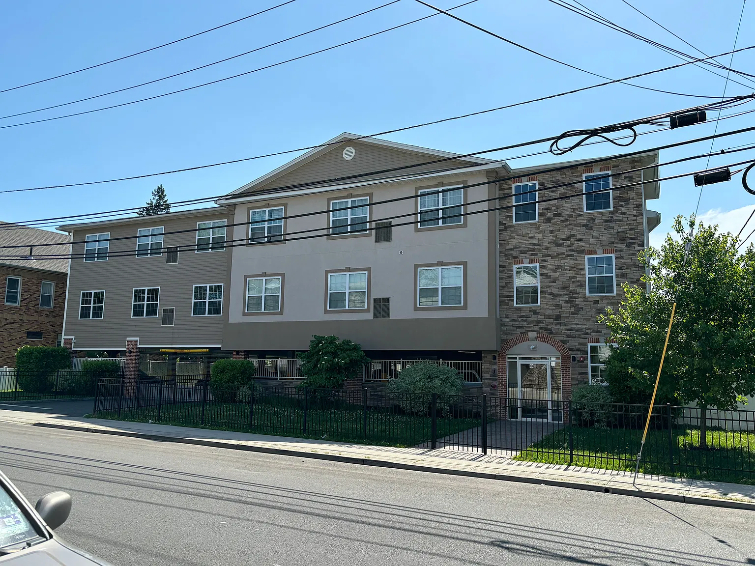 2 bed, 1230 sqft, $2,450 — Photo 1