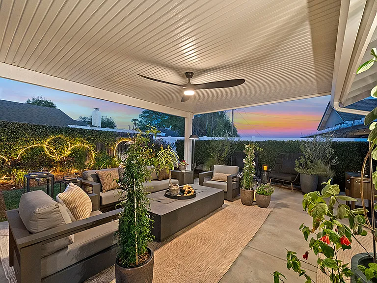 843 Bernard Dr — Photo 39