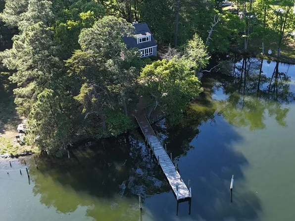 1781 Fairport Rd, Reedville, VA 22539