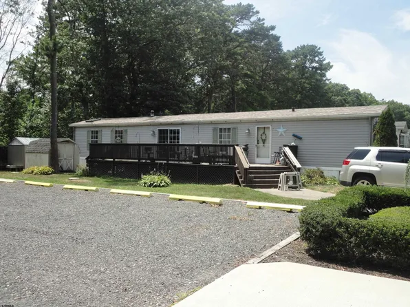 443 S 6th Ave, Egg Harbor City, NJ 08215