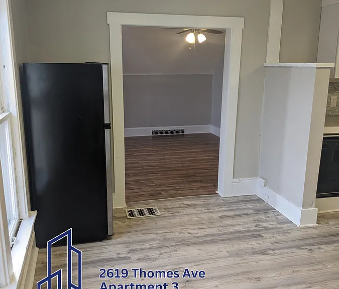 2619 Thomes Ave #3 — Photo 21