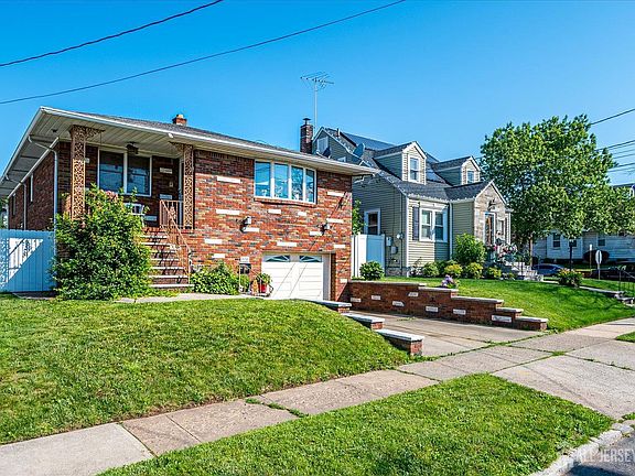 2nd image of 606 Knopf St