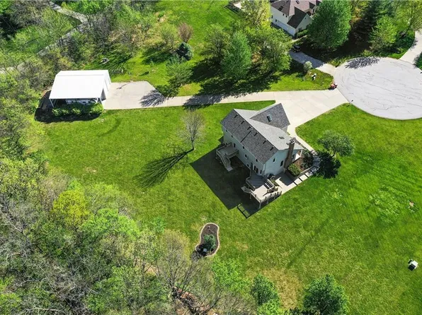 11210 Easley Dr, Lees Summit, MO 64086
