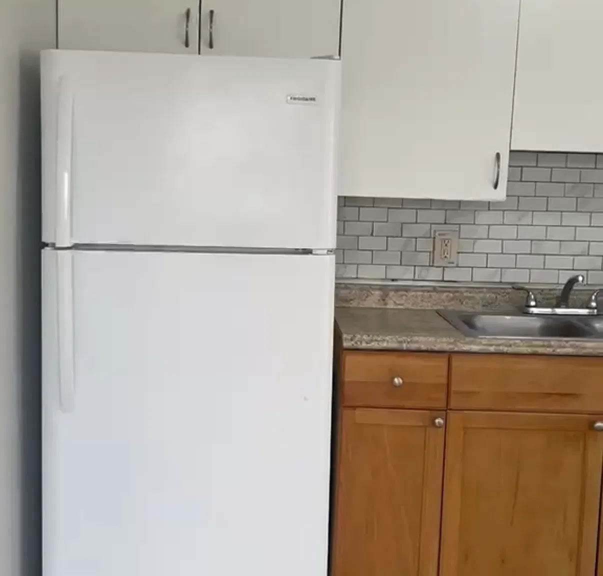 2 bed, 800 sqft, $1,650 — Photo 3