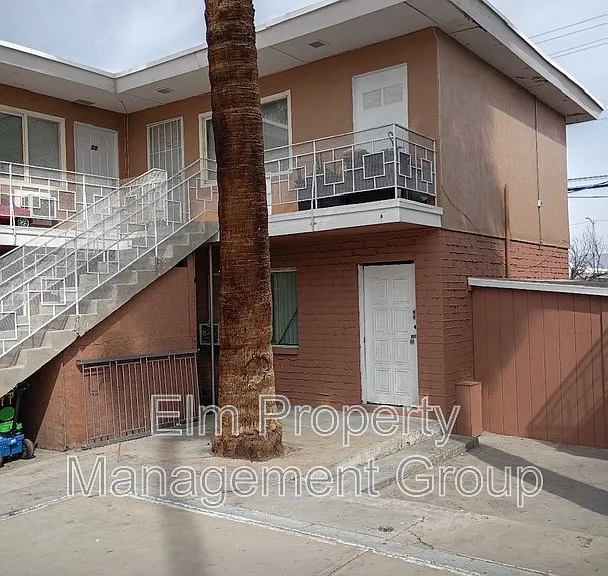 2101 Sunrise Ave #11 — Photo 1