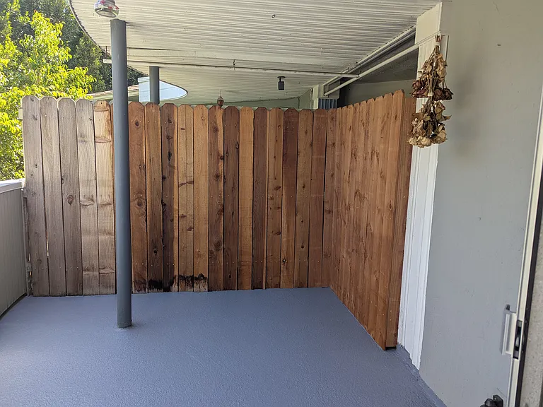 1323 N Olive Dr — Photo 66
