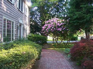 38 Middle Hwy, Barrington, RI 02806