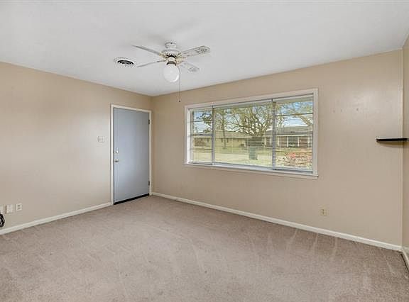 4th image of 4544 Young Ln