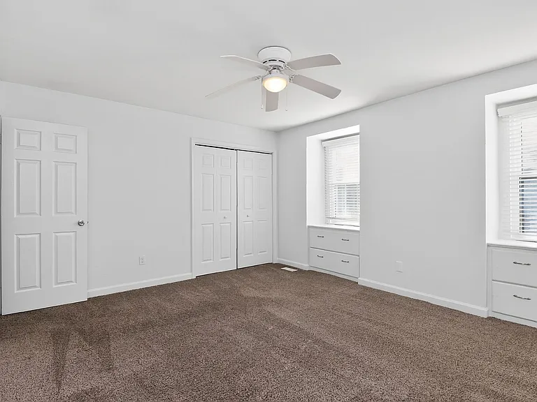 1819 Sabrina Ct — Photo 15