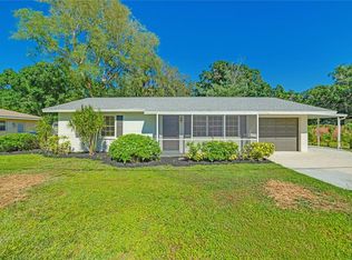 915 Hagle Park Rd, Bradenton, FL 34212