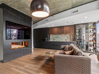 923 Peachtree St NE UNIT 1824, Atlanta, GA, 30309