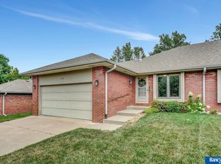 4920 Old Creek Rd, Lincoln, NE 68516