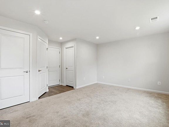 5th image of 7554 Hancock St