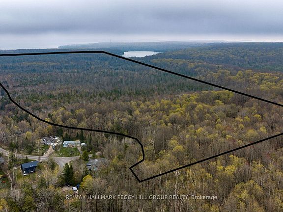 2nd image of 2442 Champlain Rd