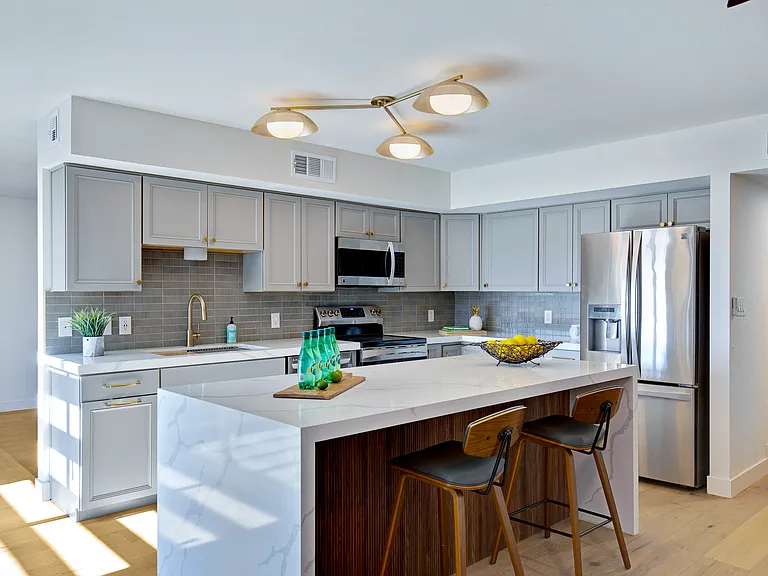 2514 N 60th Pl — Photo 22