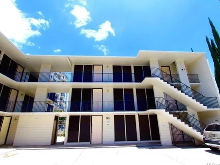 1660 Kalakaua Ave #301 — Photo 1