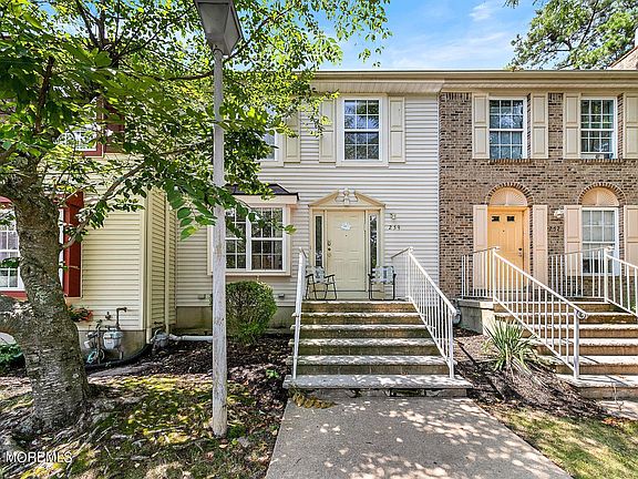 3rd image of 259 Zachary Court