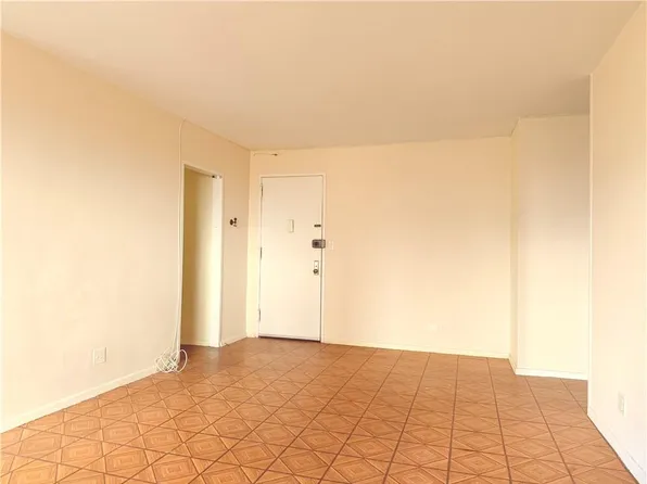 2915 W 5th St APT 7E, Brooklyn, NY 11224
