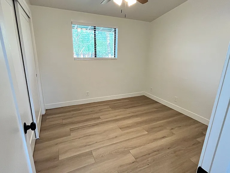 2555 E Water St #2579 — Photo 13