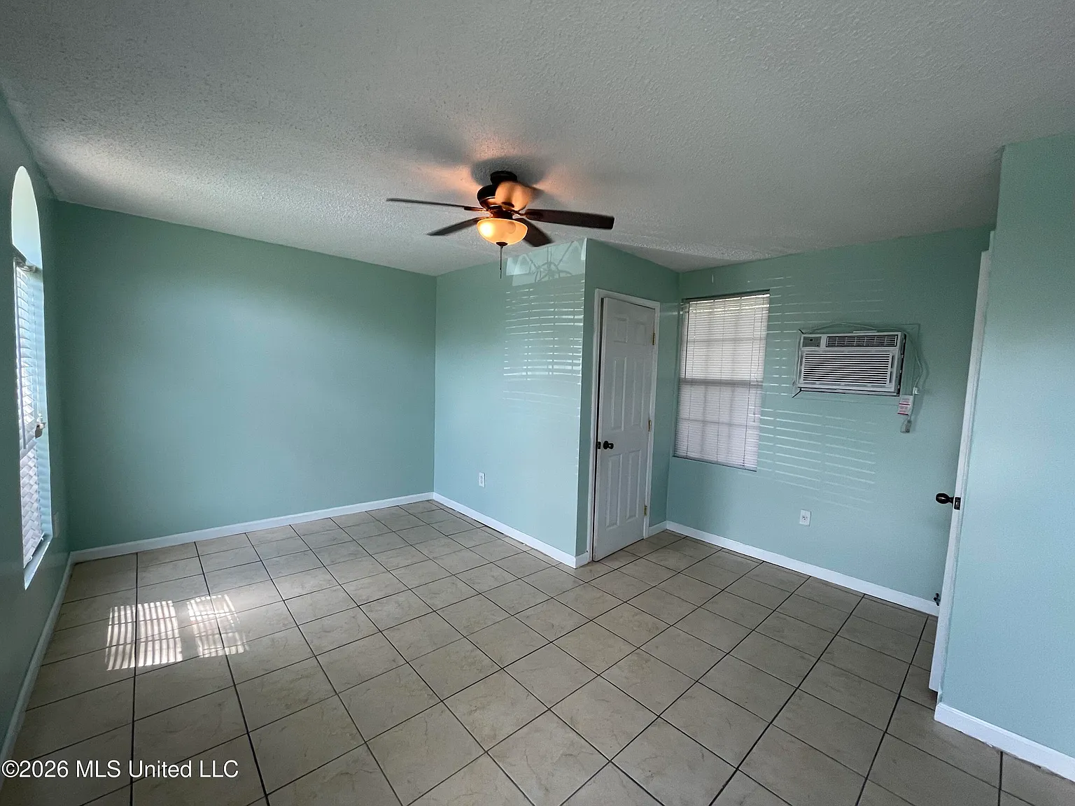 1 bed, 1.0 bath, 616 sqft, $750 — Photo 3