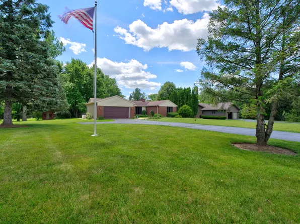 14385 W Sheryl Lynn Dr, Wadsworth, IL 60083