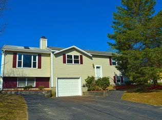 57 Temple Dr, Methuen, MA 01844