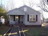 1st image of 623 E Jackson St