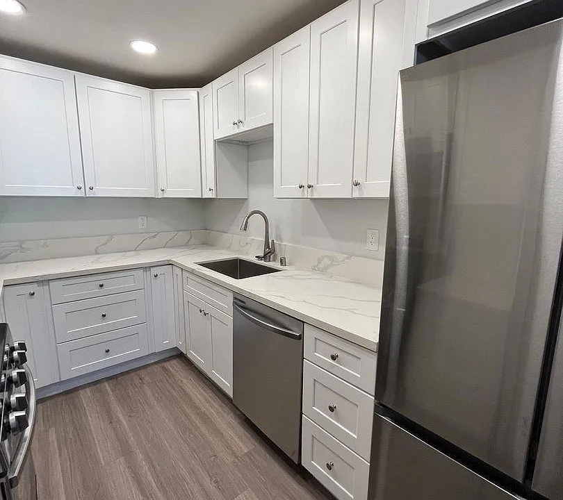 333 Lansing Cir #D