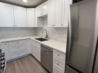333 Lansing Cir APT D, Escondido, CA 92025