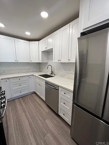 333 Lansing Cir #D Photo 1