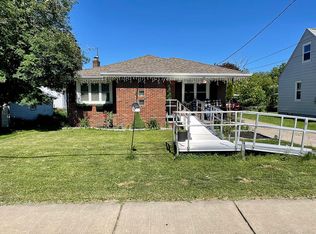 17 Cable St, Buffalo, NY 14206