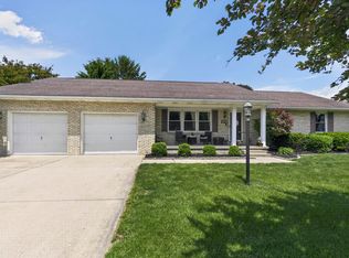 12 Hampton Ct, Washington Court House, OH 43160