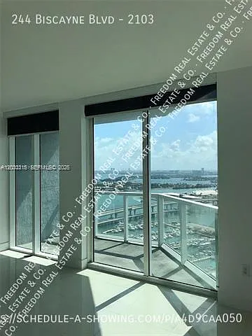 244 Biscayne Blvd #2103 — Photo 3