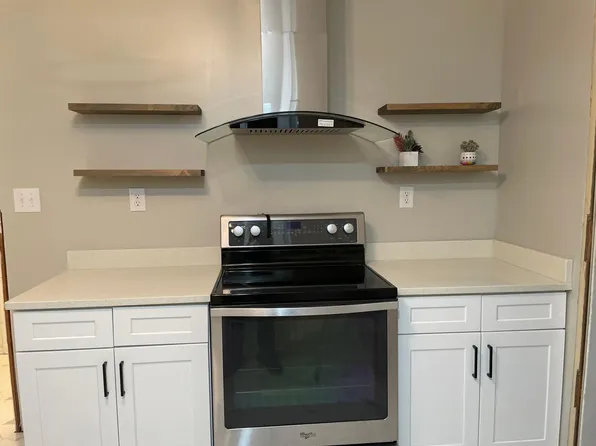 436 Elmhurst Rd, Utica, NY 13502