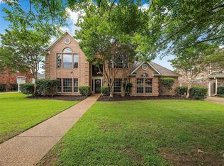 2729 Greenbrook Ct, Grapevine, TX 76051