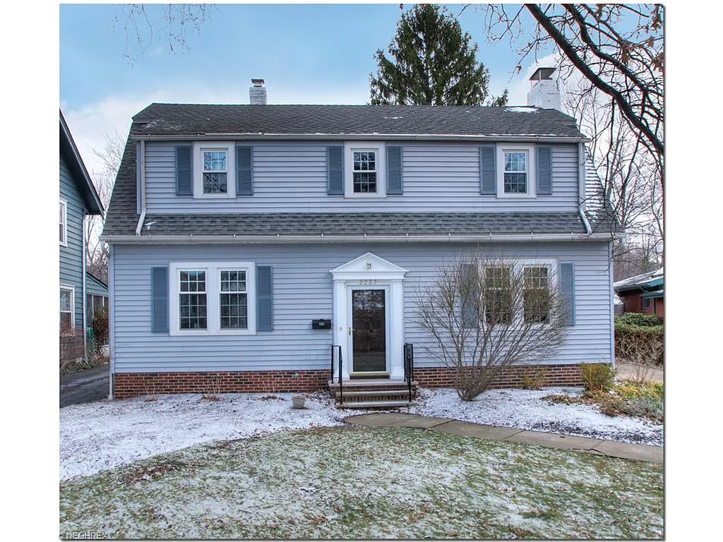 2237 S Overlook Rd photo 1