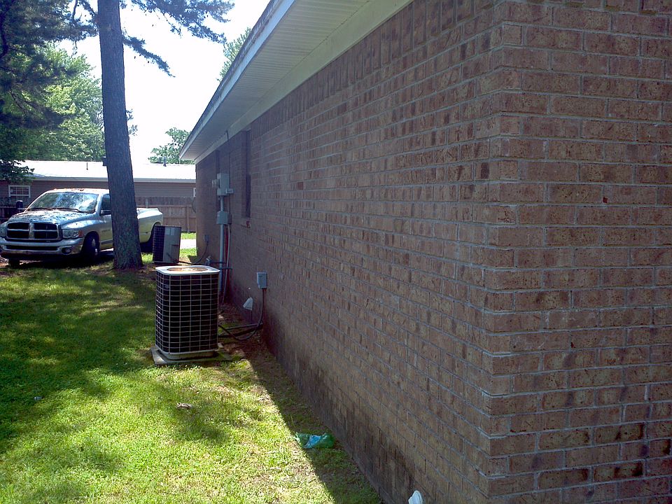 1st image of 720 N Jackson St