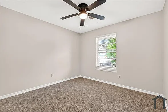 10402 Permian Dr — Photo 20