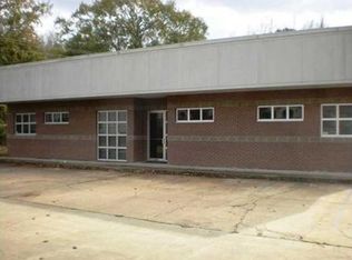 1635 Raymond Rd, Jackson, MS 39204