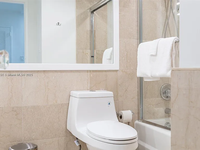 5161 Collins Ave #812 — Photo 10