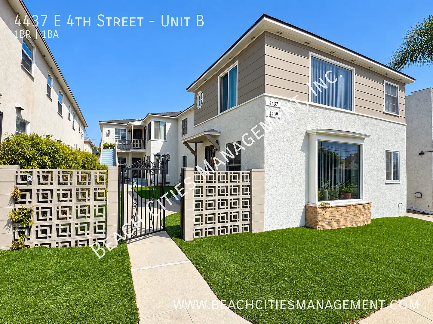 Adorable One Bedroom One Bathroom Apartment In Long Beach! — Photo 1