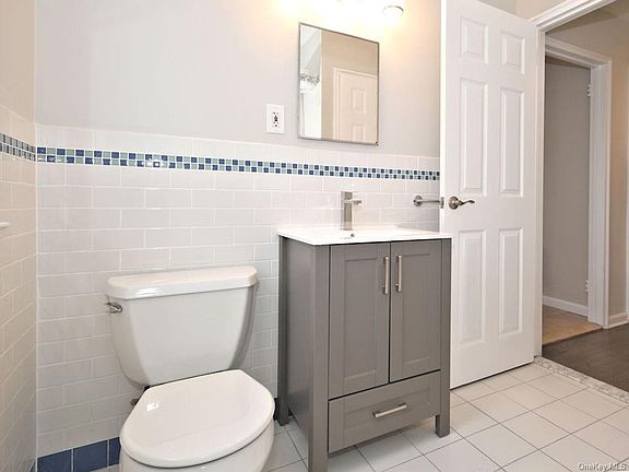 5th image of 28 Westview Ave Floor 1