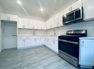 102 Wegman Pkwy #1A, Jersey City, NJ 07305