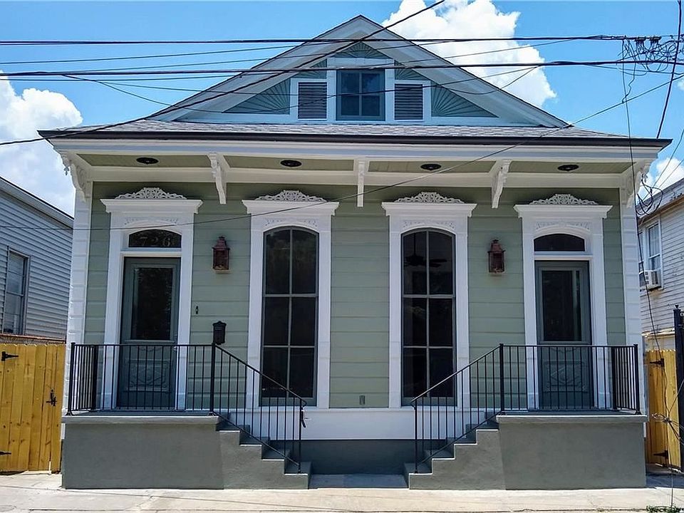 1st image of 726 Independence St