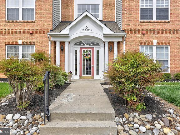 2nd image of 5232 Glenthorne Ct #5232