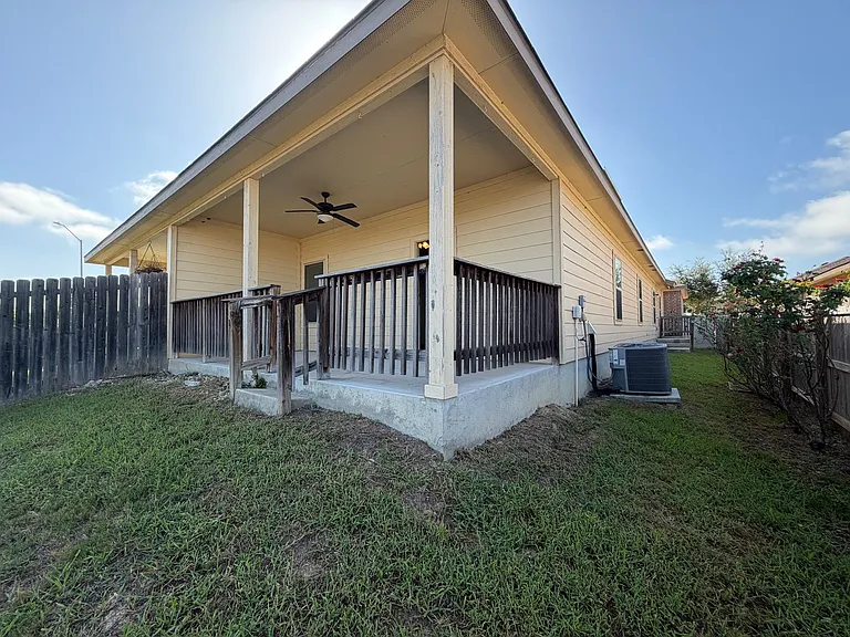 204 Kaspar Way — Photo 16