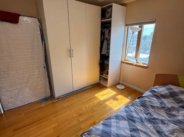 2964 Brighton Sixth Street image 10 of 29