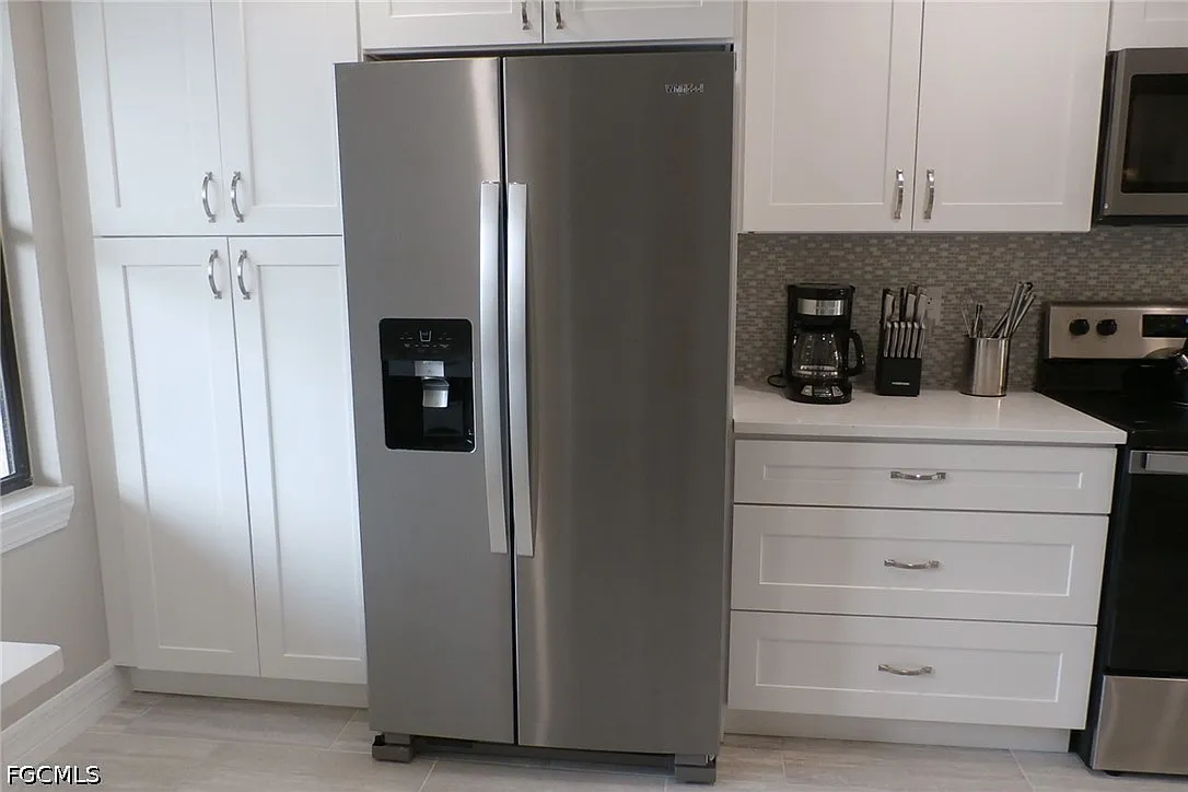 2 bed, 2.0 bath, 1106 sqft, $5,000 — Photo 3